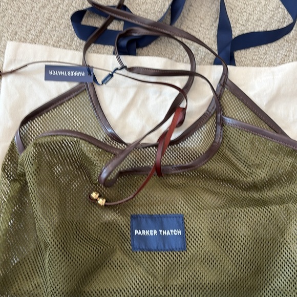 Parker Thatch NWT Olive Mesh Tote Bag - Picture 3 of 9